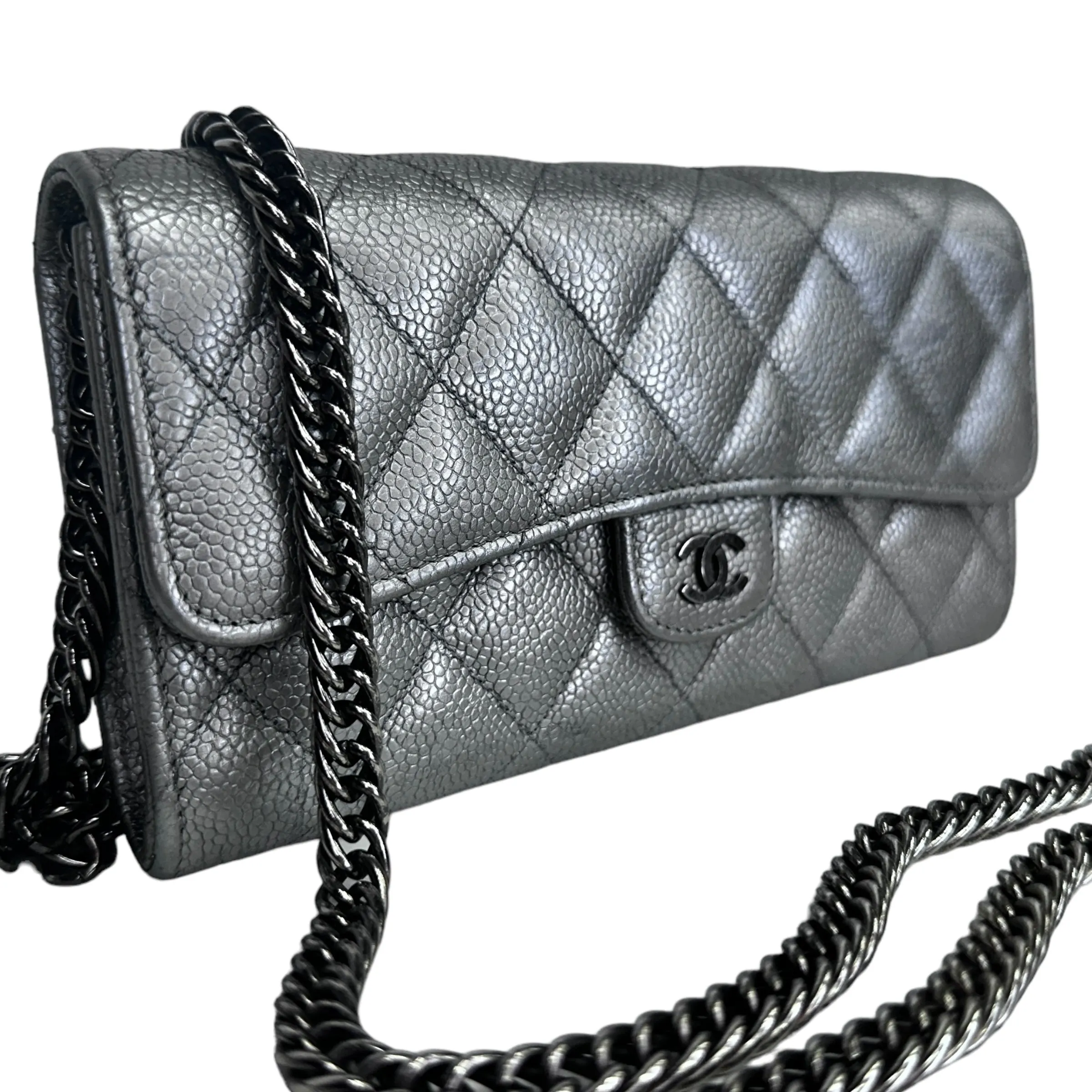 CHANEL Caviar Classic Flap Gusseted Wallet with Unbranded Chain