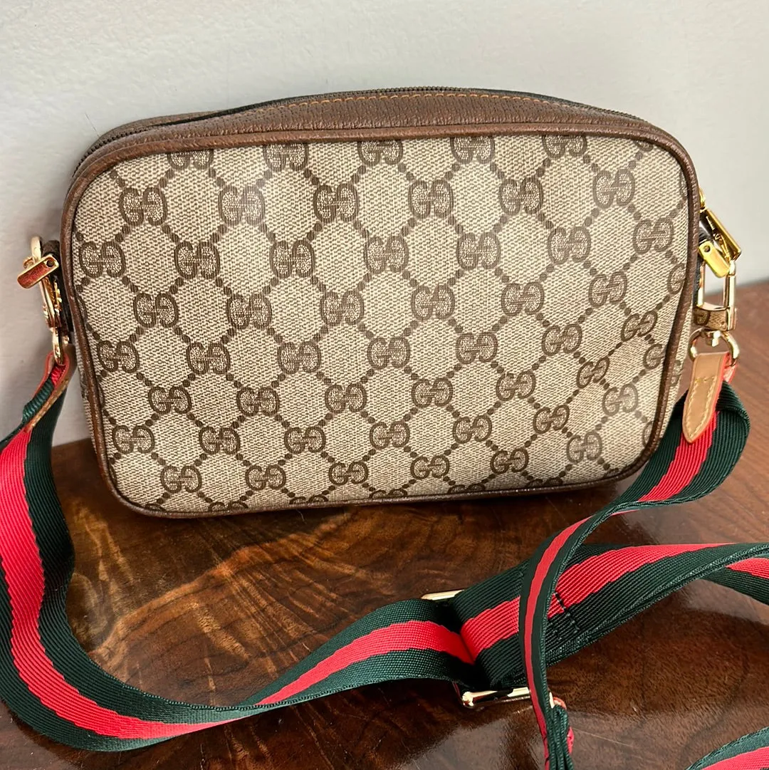 The Junco - Brown Vintage Gucci GG Crossbody